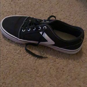 Air walk canvas upper balance ..